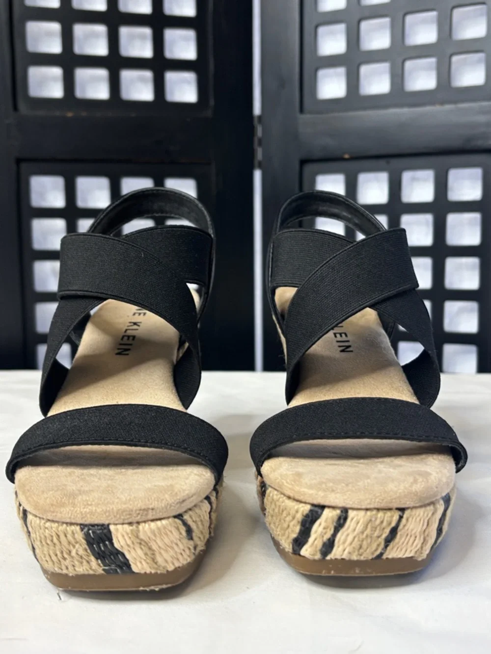 🖤 Anne Klein Espadrille Wedge Sandals Womens 6 Black Elastic Strap 🖤 - Picture 9 of 12